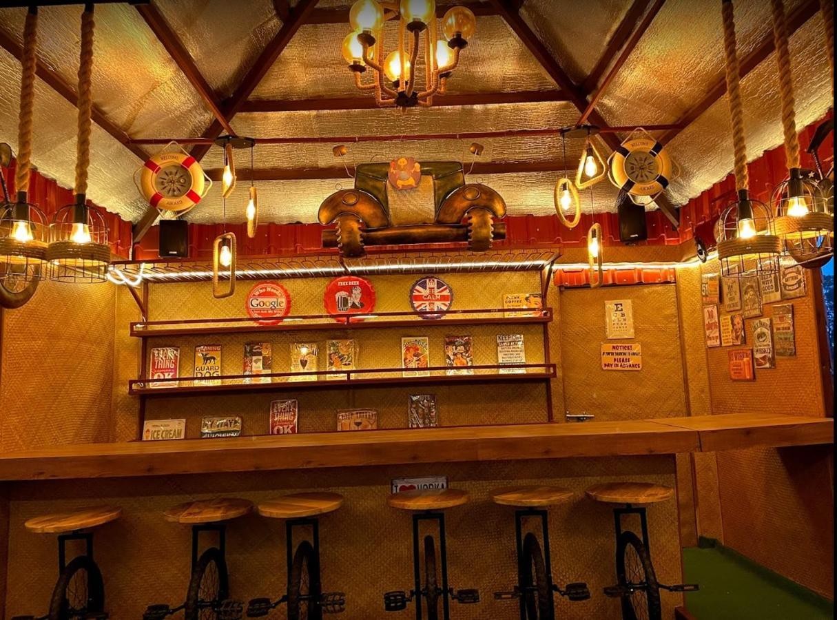 Yashmay Villa Club & Resort Gonda Экстерьер фото